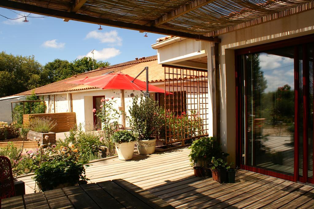 La Chevrerie Bed & Breakfast Vairé Exterior photo